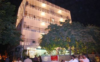 Dwarka Palace Samalkha Eksteriør bilde