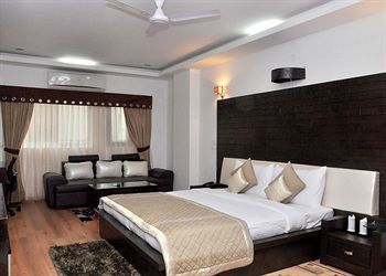 Dwarka Palace Samalkha Eksteriør bilde